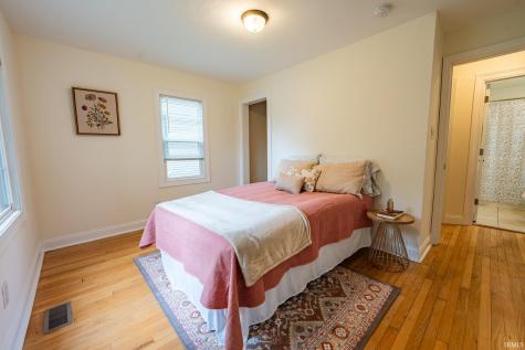 905 S Lincoln Street Bloomington IN 47401