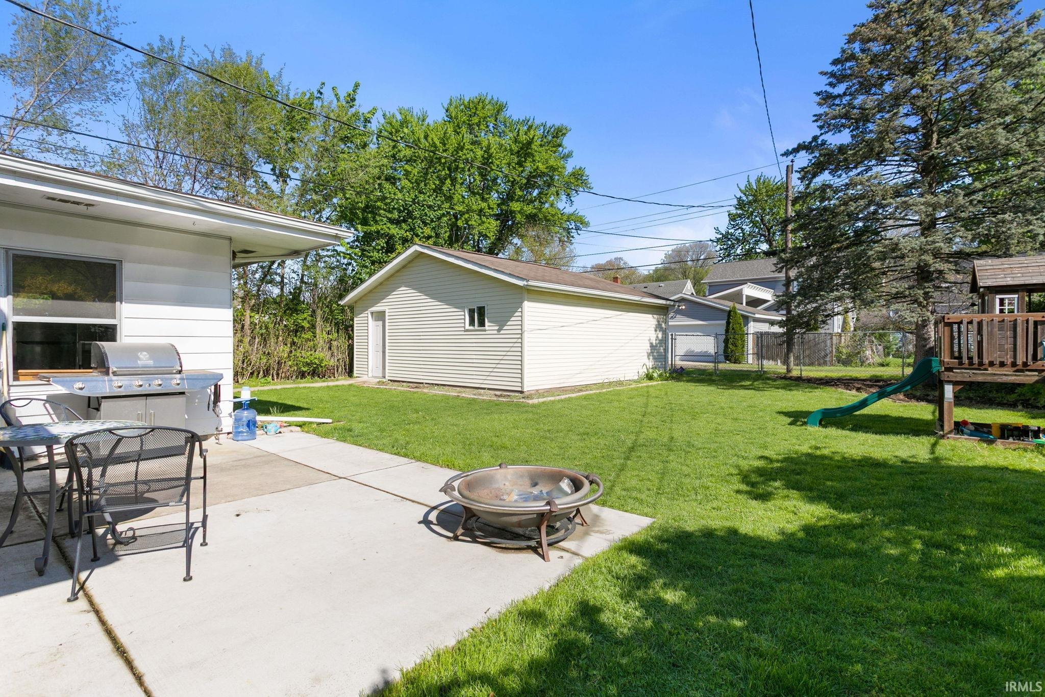 415 Ostemo Place South Bend IN 46617