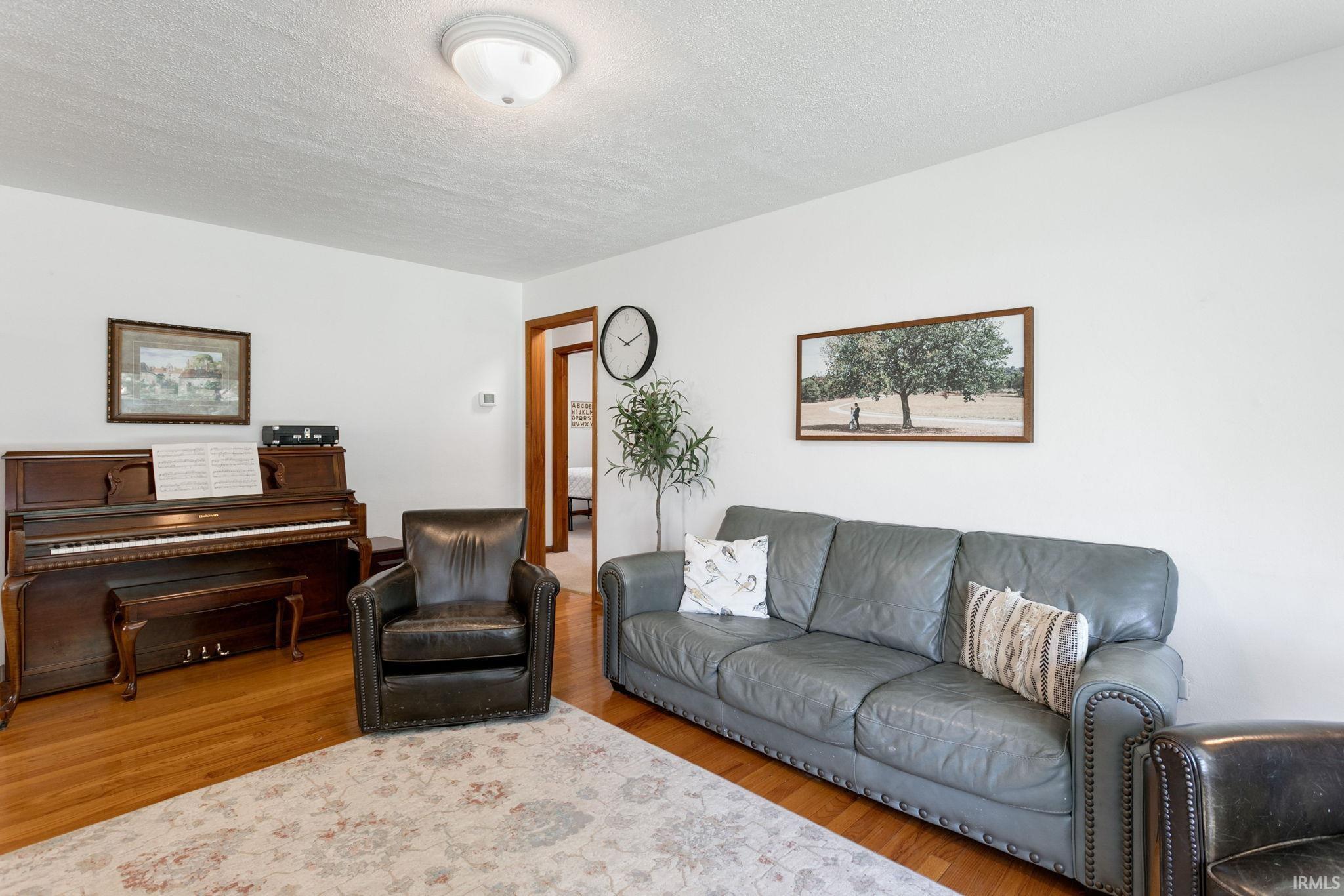 415 Ostemo Place South Bend IN 46617