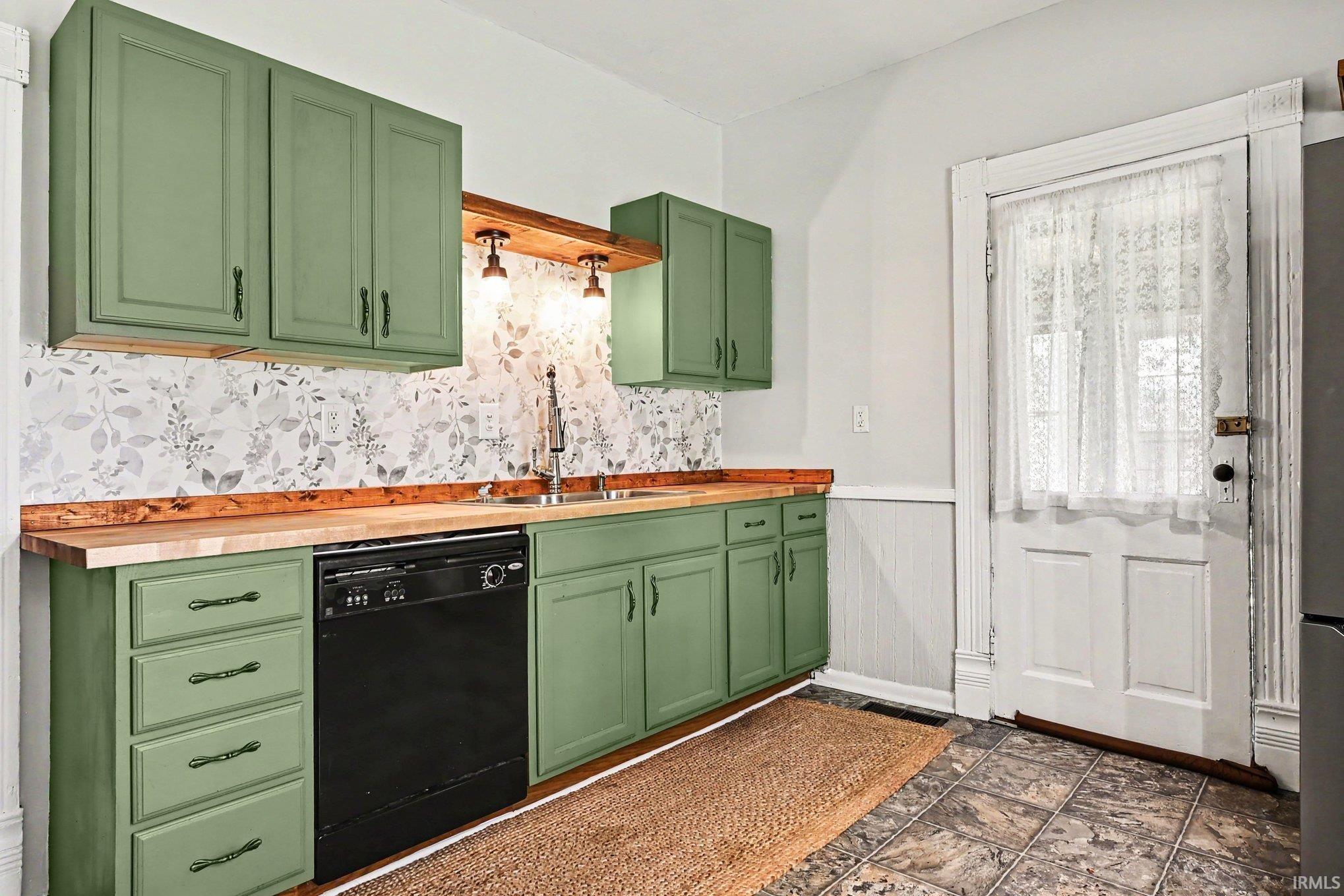 513 W 5th Street Rochester IN 46975