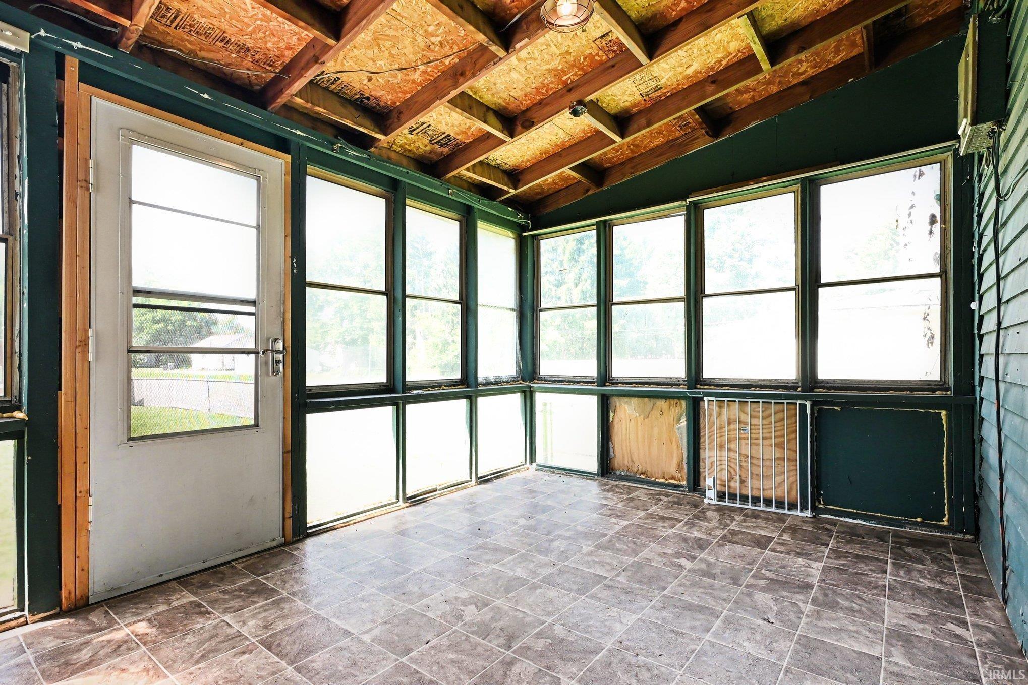513 W 5th Street Rochester IN 46975