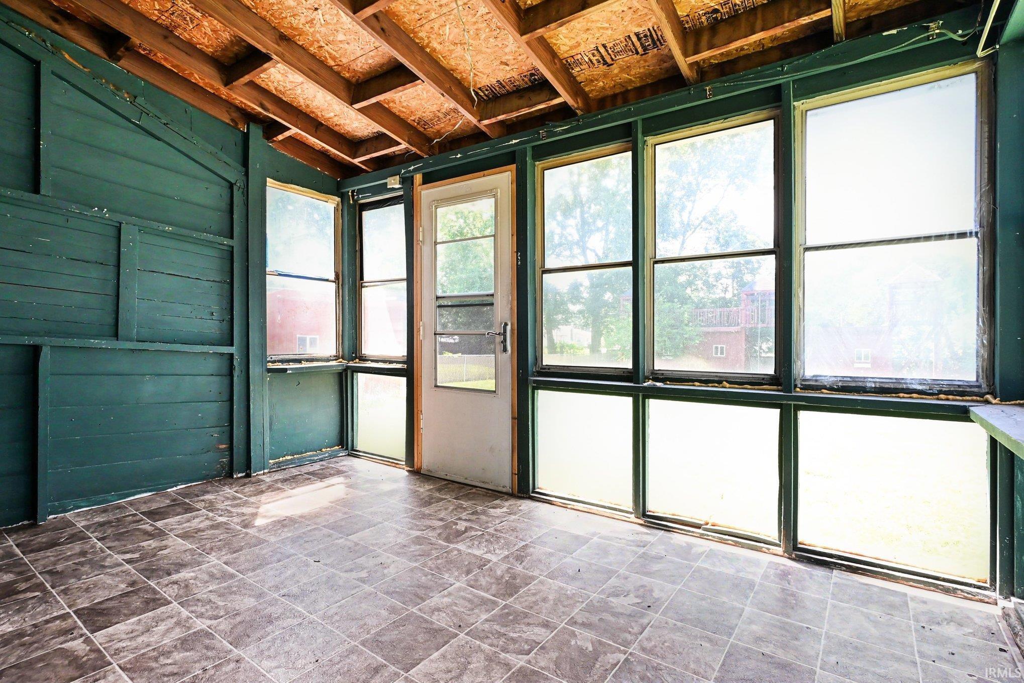 513 W 5th Street Rochester IN 46975