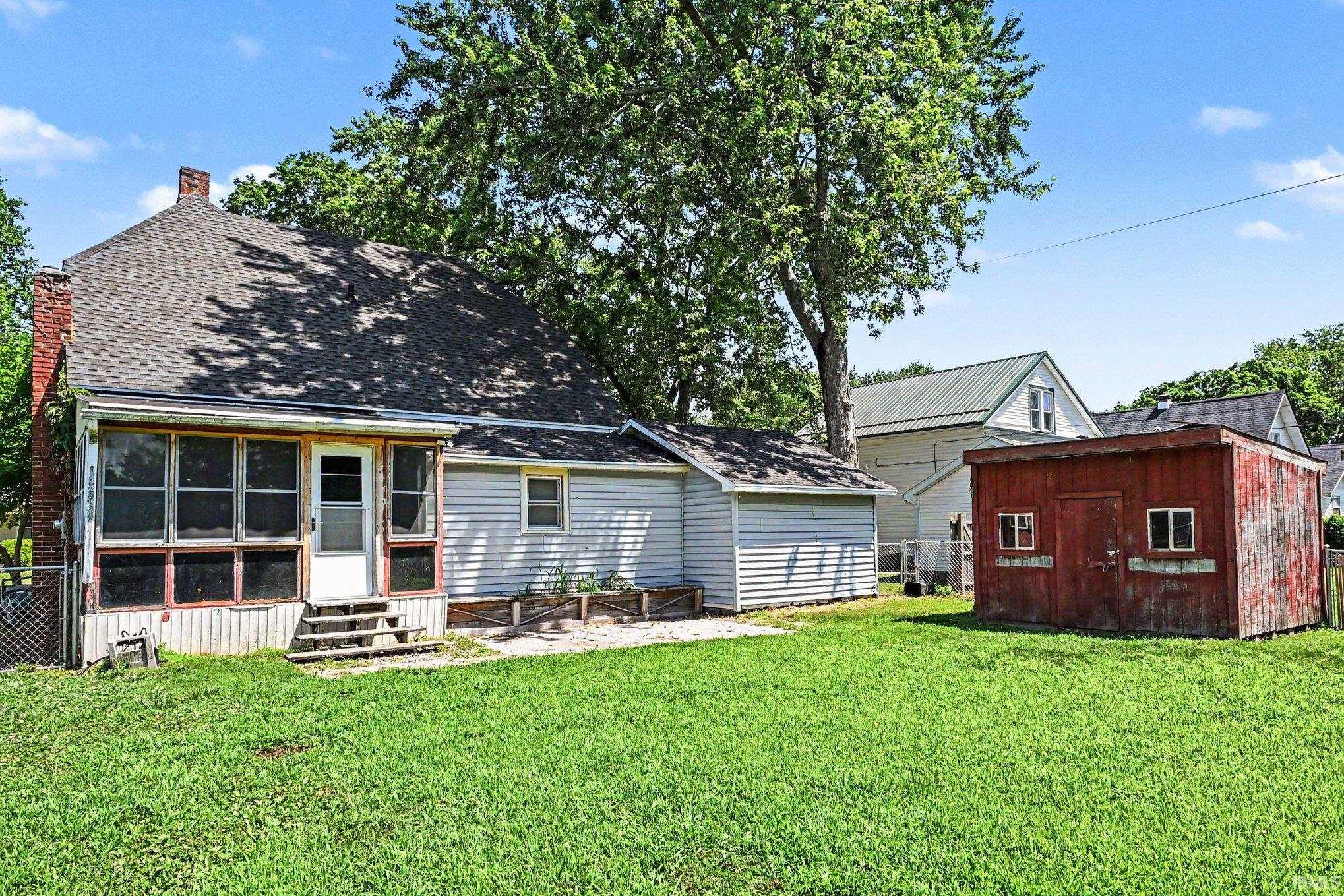 513 W 5th Street Rochester IN 46975
