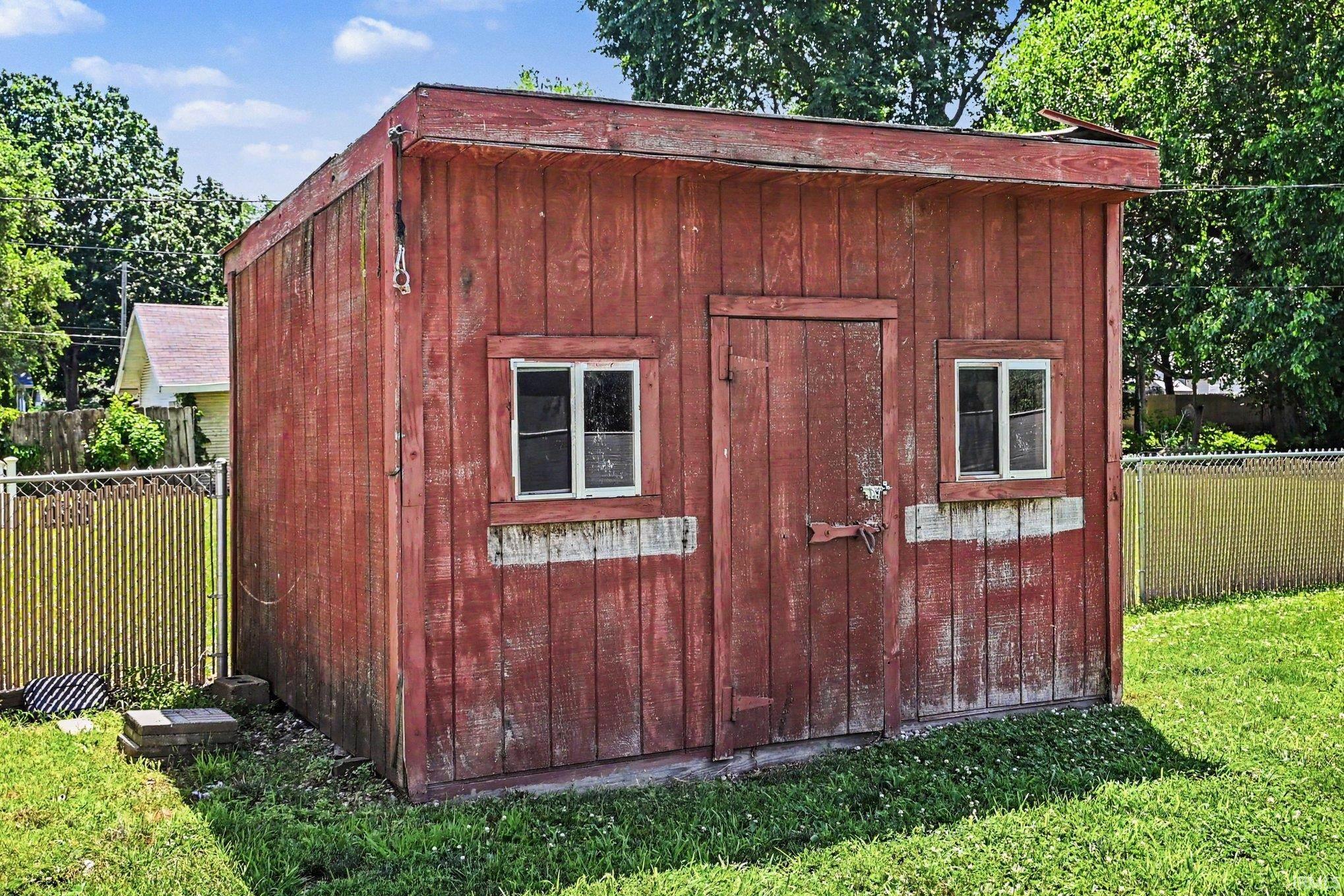 513 W 5th Street Rochester IN 46975