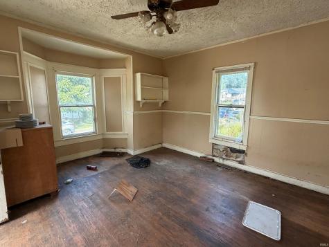 522 U Street Bedford IN 47421
