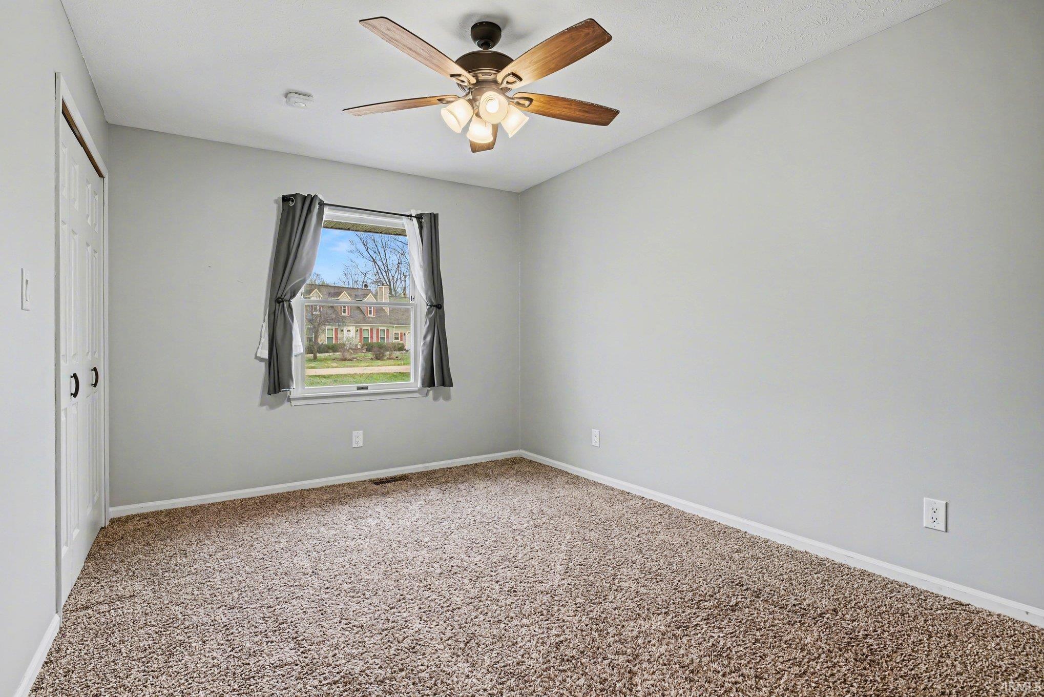 3363 N Old Farm Road Warsaw IN 46582