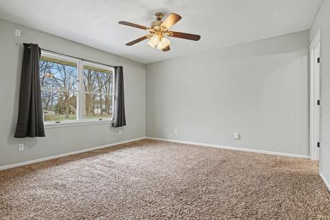 3363 N Old Farm Road Warsaw IN 46582