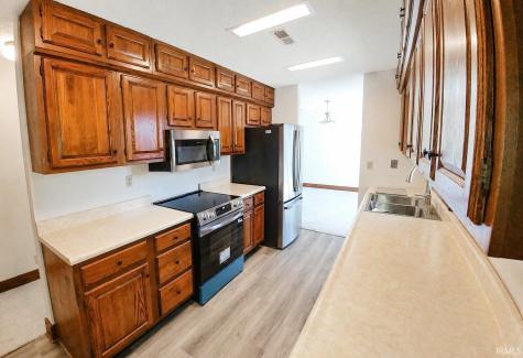124 E Brice Street Montpelier IN 47359