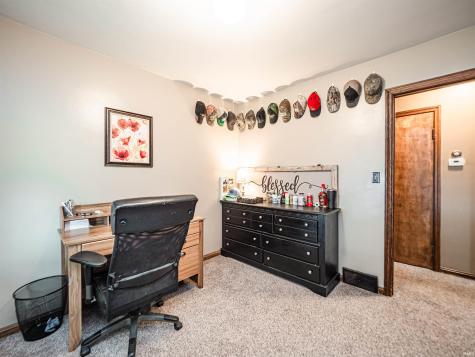 9830 Winery Road Wadesville IN 47638