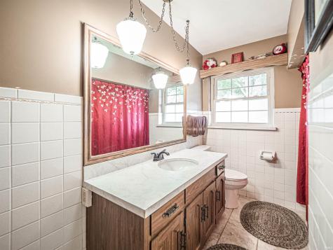 9830 Winery Road Wadesville IN 47638