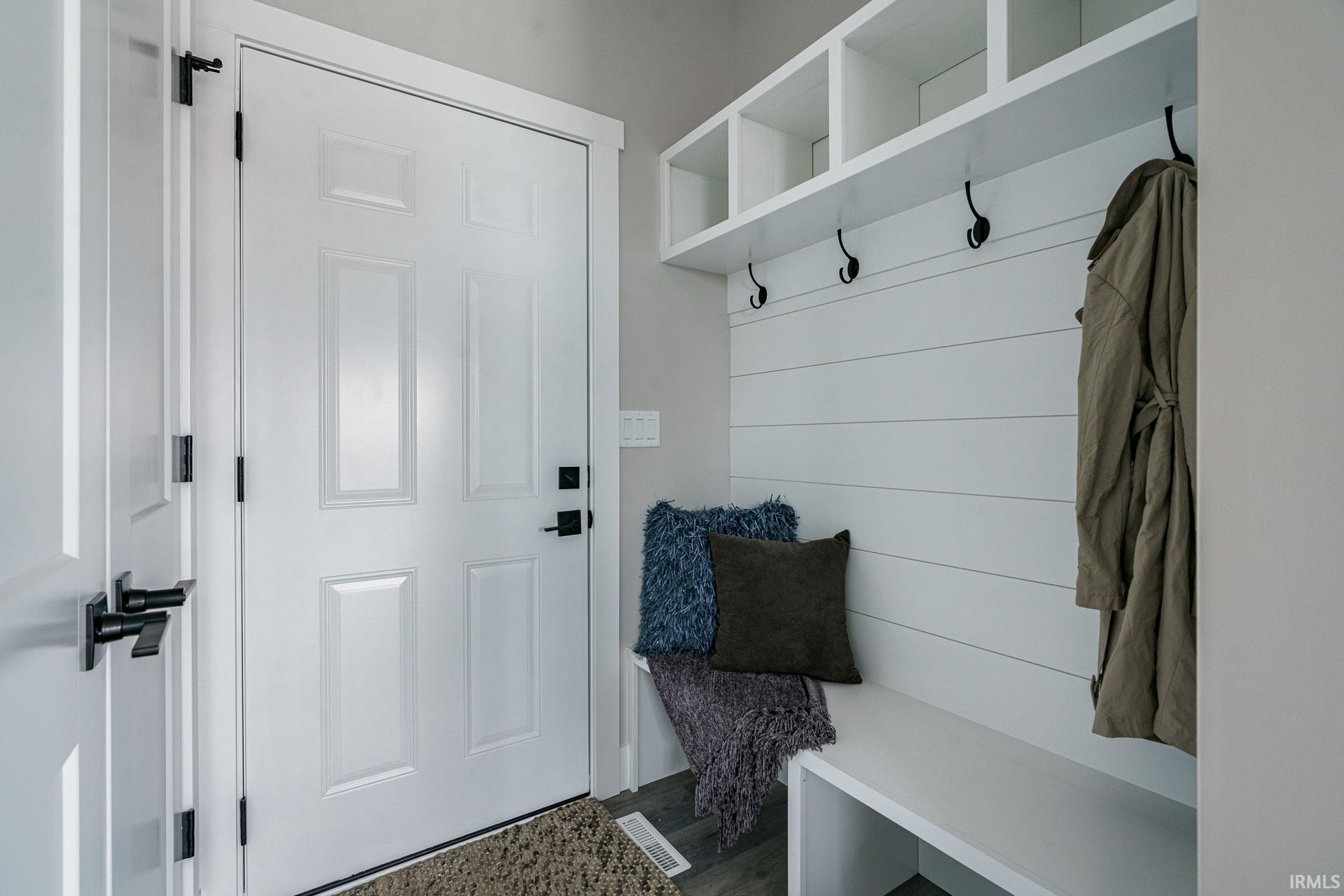 52520 East Trail South Bend IN 46628