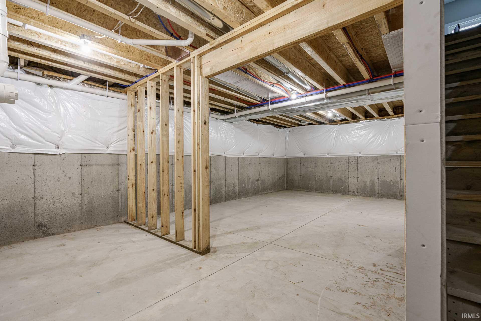 52520 East Trail South Bend IN 46628