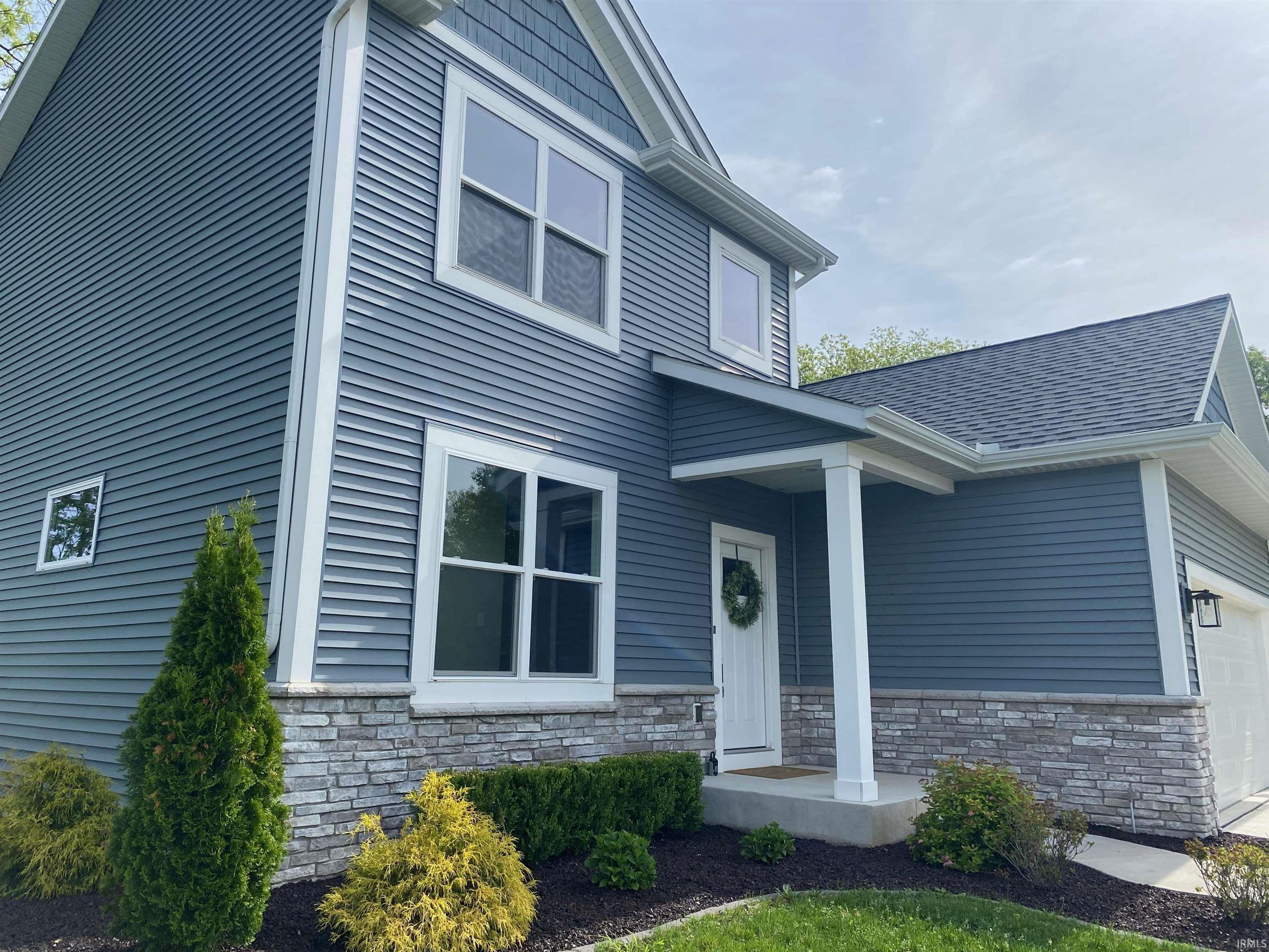 52520 East Trail South Bend IN 46628