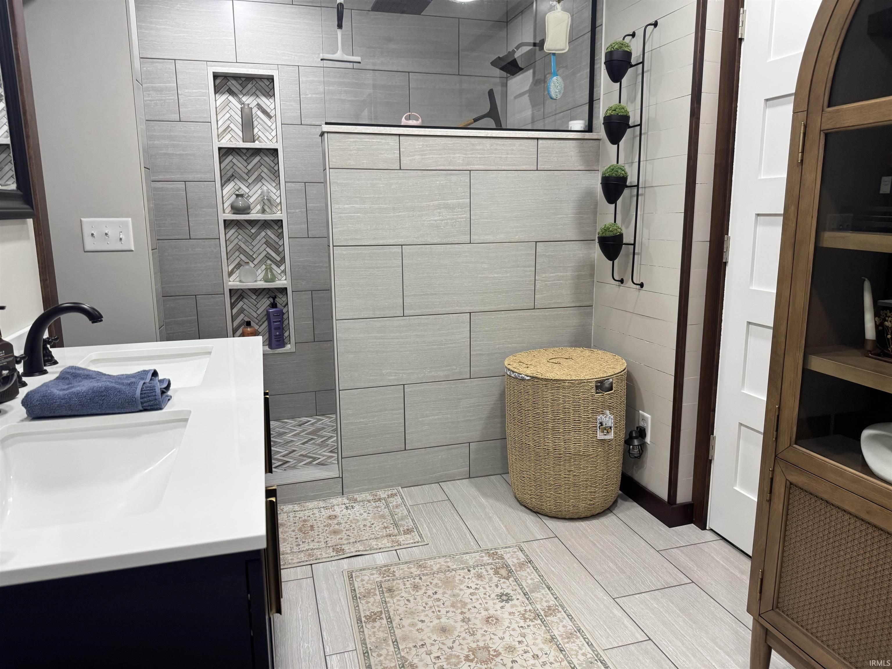 203 Eugene Drive Middlebury IN 46540