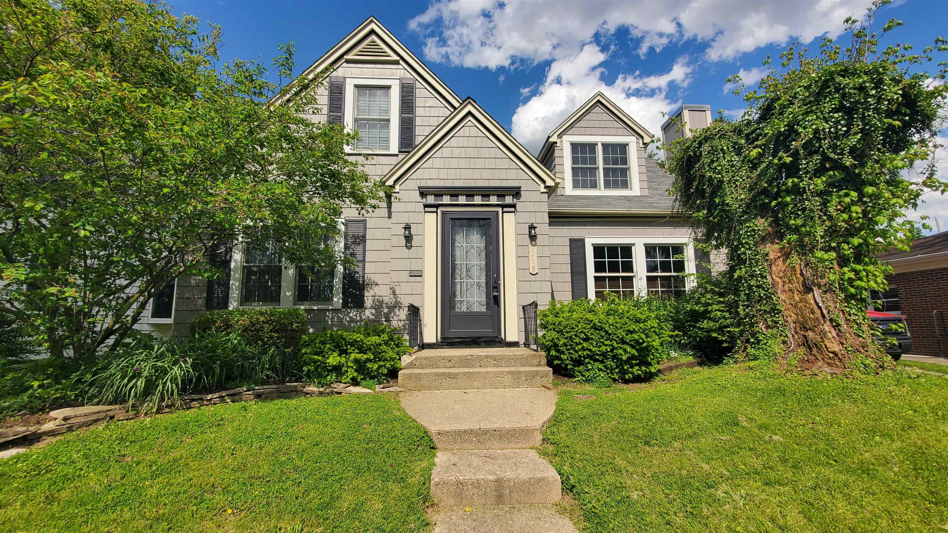 3218 Eastbrook Drive Fort Wayne IN 46805