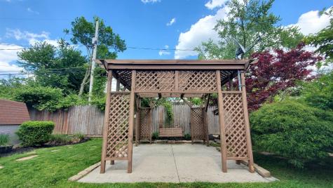 3218 Eastbrook Drive Fort Wayne IN 46805