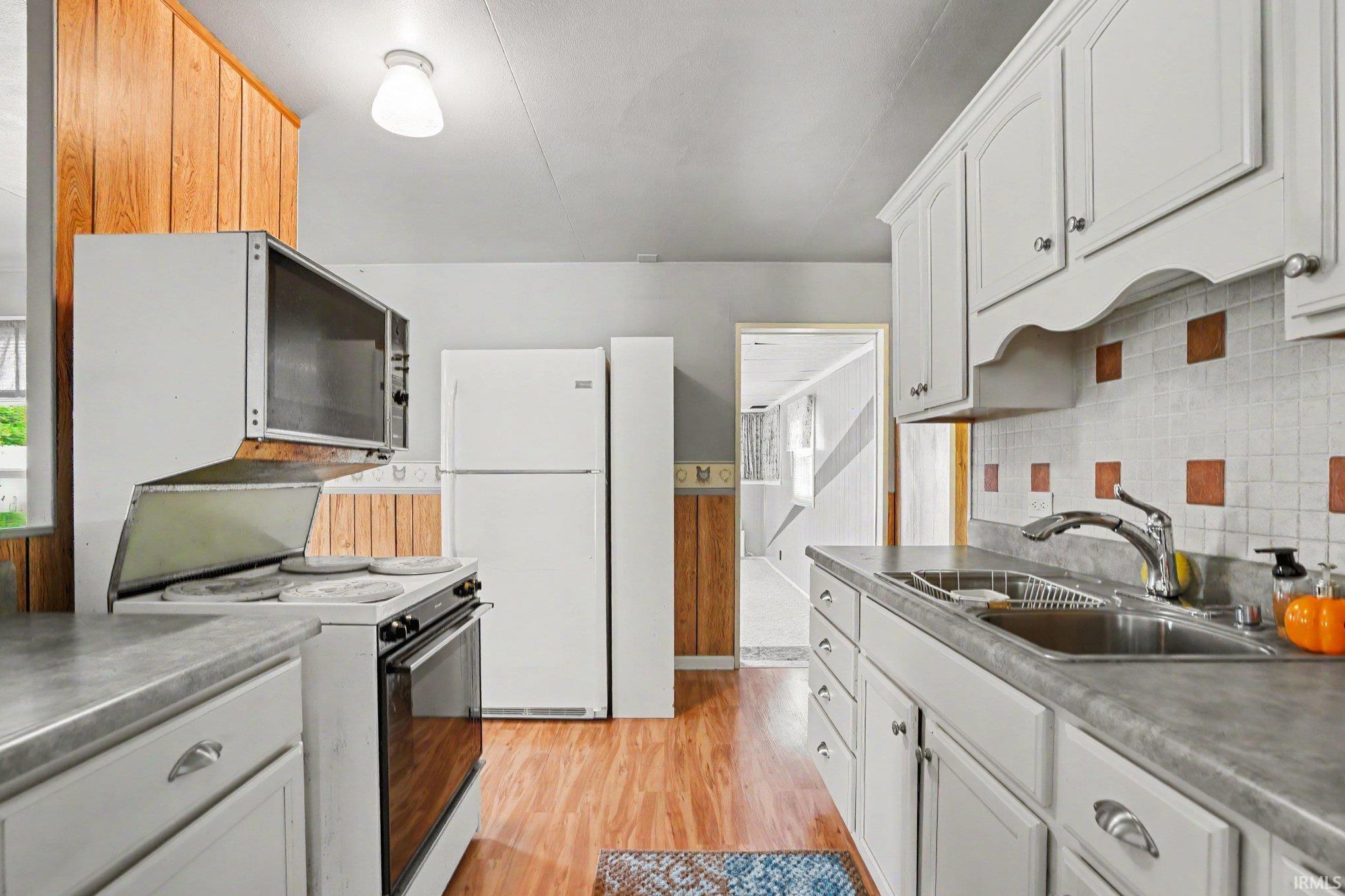 59656 Lee Avenue Elkhart IN 46517