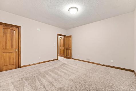 12210 Hawkins Way Fort Wayne IN 46814