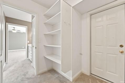 12210 Hawkins Way Fort Wayne IN 46814