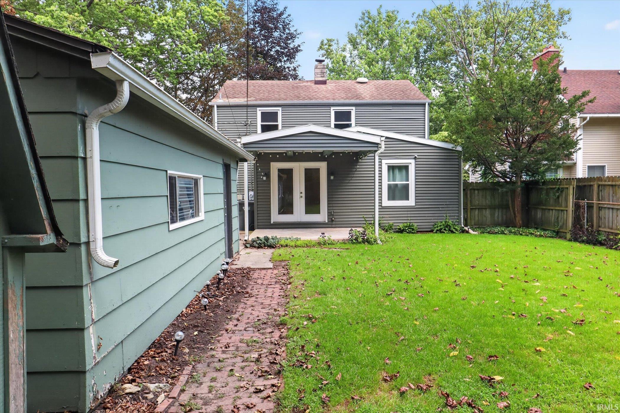 1865 College Street South Bend IN 46628