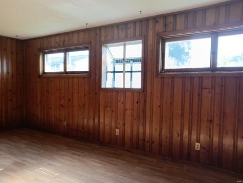 1712 P Street Bedford IN 47421