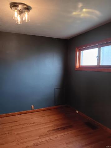 1712 P Street Bedford IN 47421