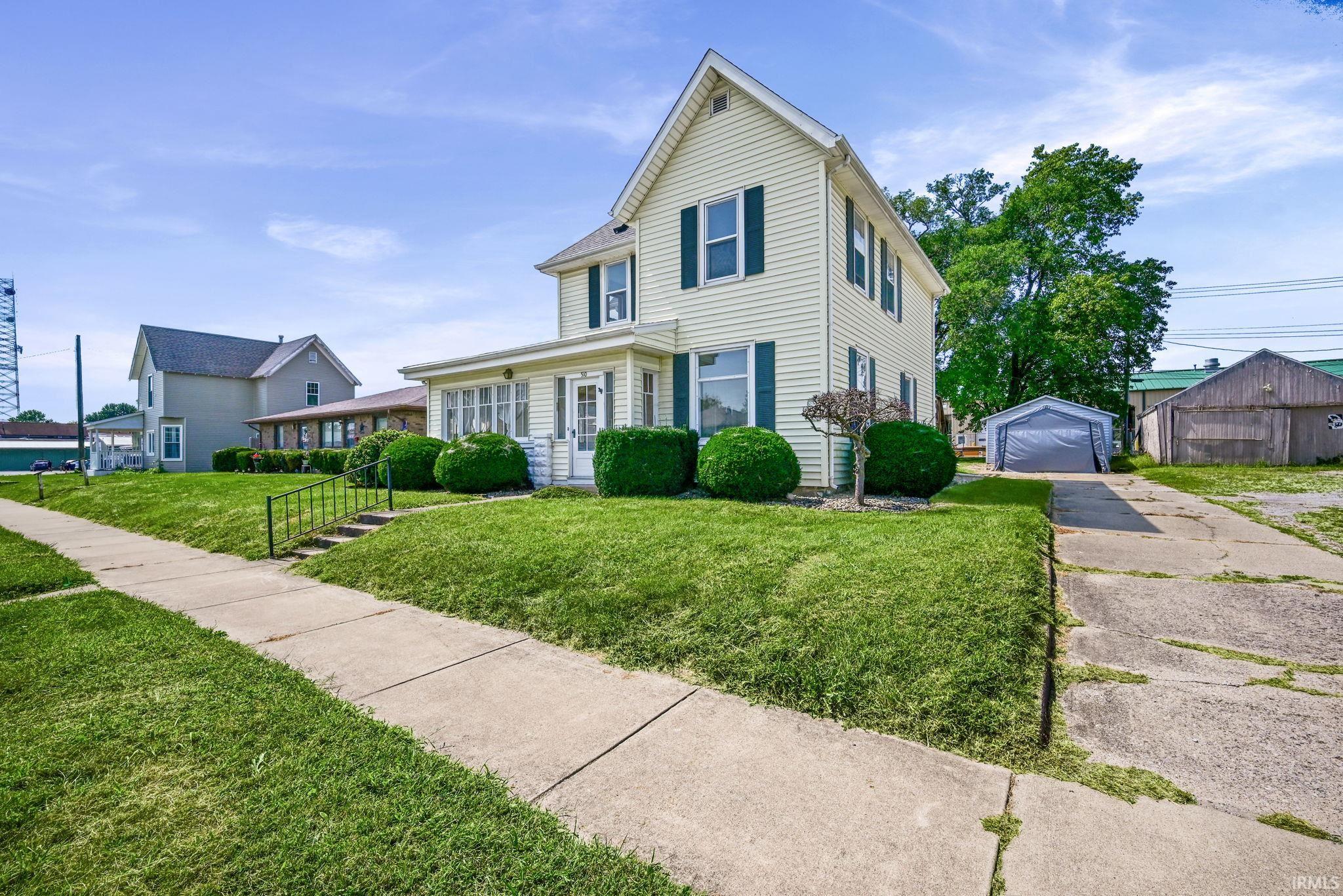 Monticello IN, 510 N Illinois Street
