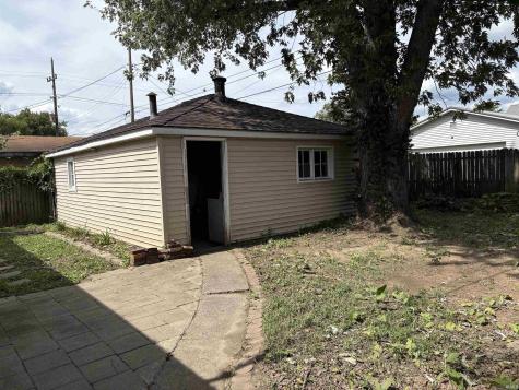 1410 E Locust Street Vincennes IN 47591