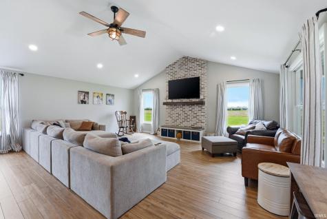 2661 E 1000 N Roanoke IN 46783