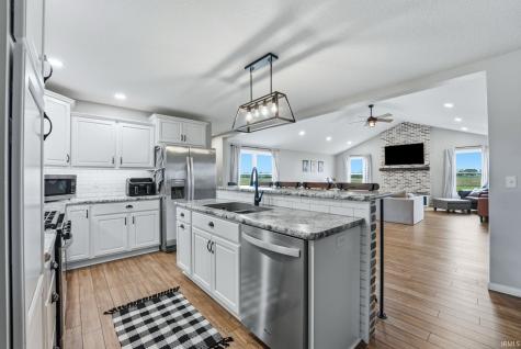2661 E 1000 N Roanoke IN 46783