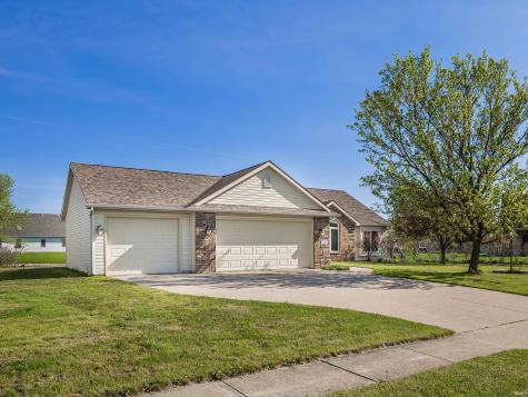 7825 G Antony Drive Fort Wayne IN 46818