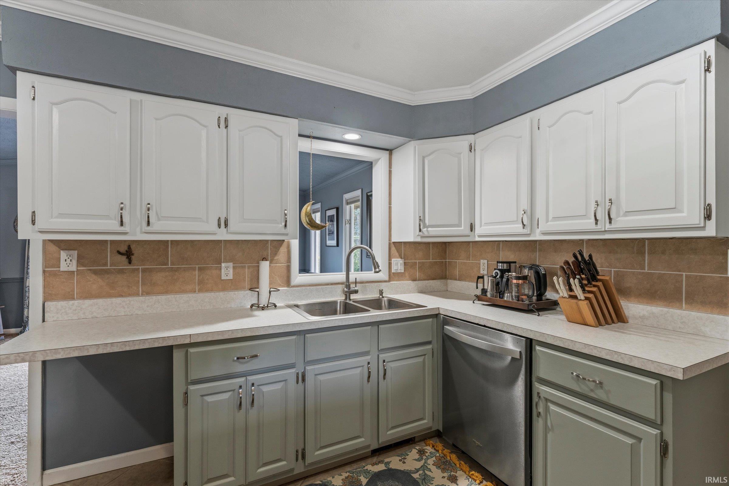 12728 Vicki Lane Granger IN 46530