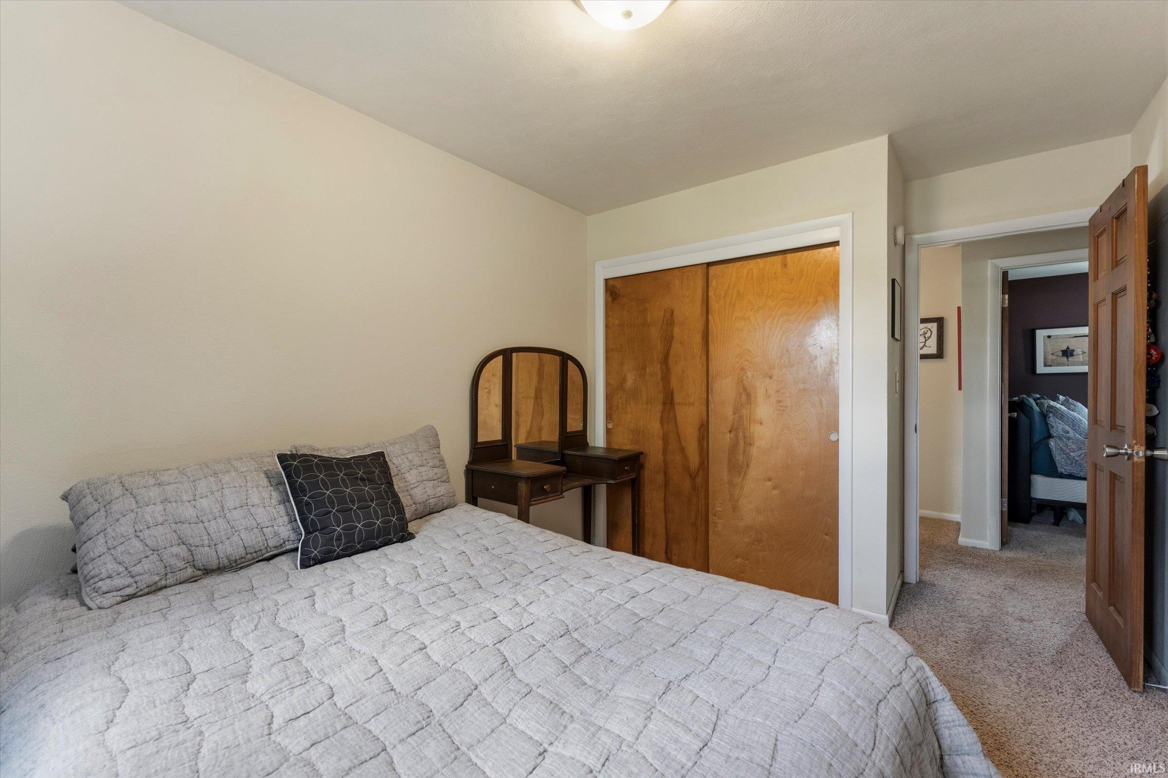 12728 Vicki Lane Granger IN 46530