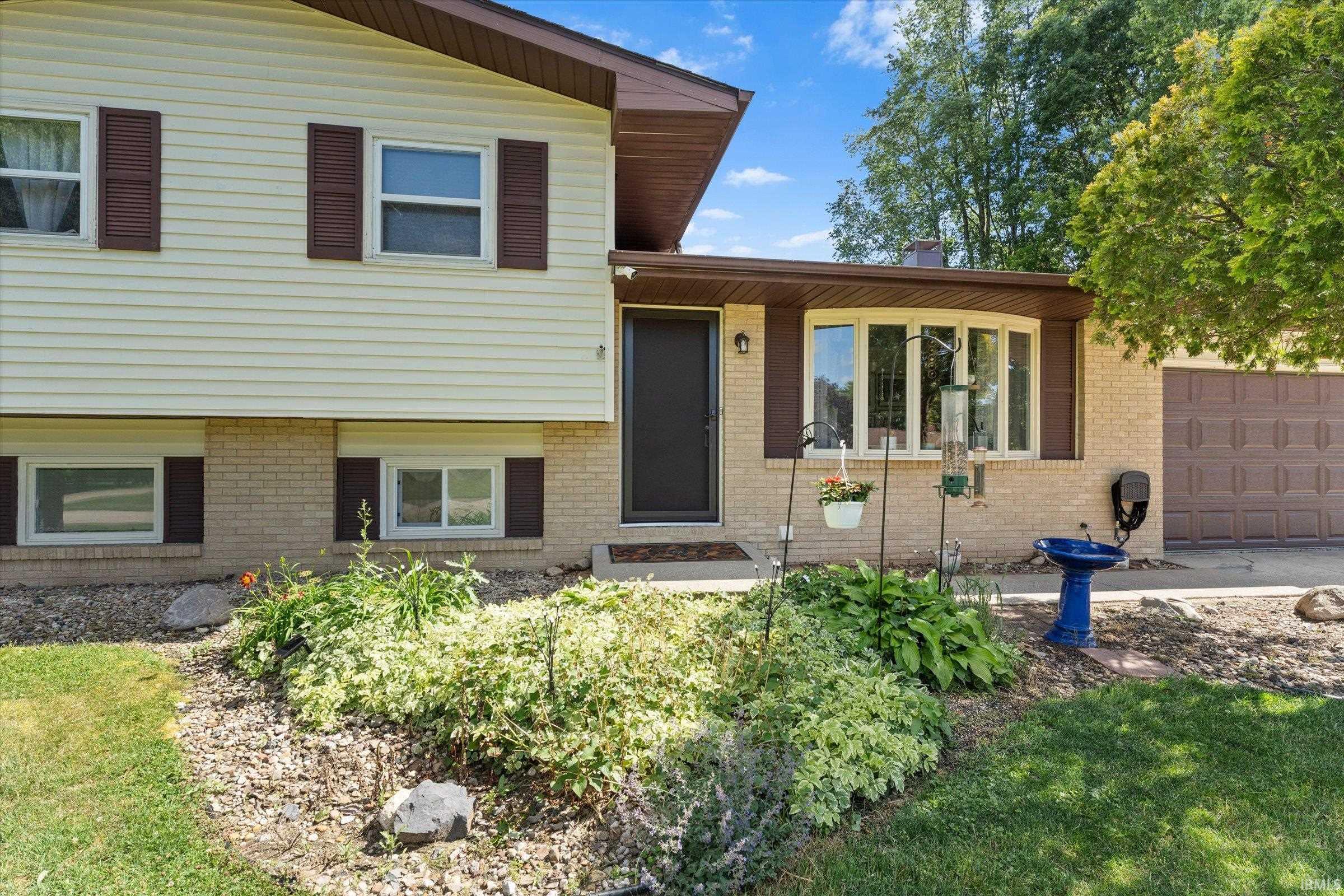 12728 Vicki Lane Granger IN 46530