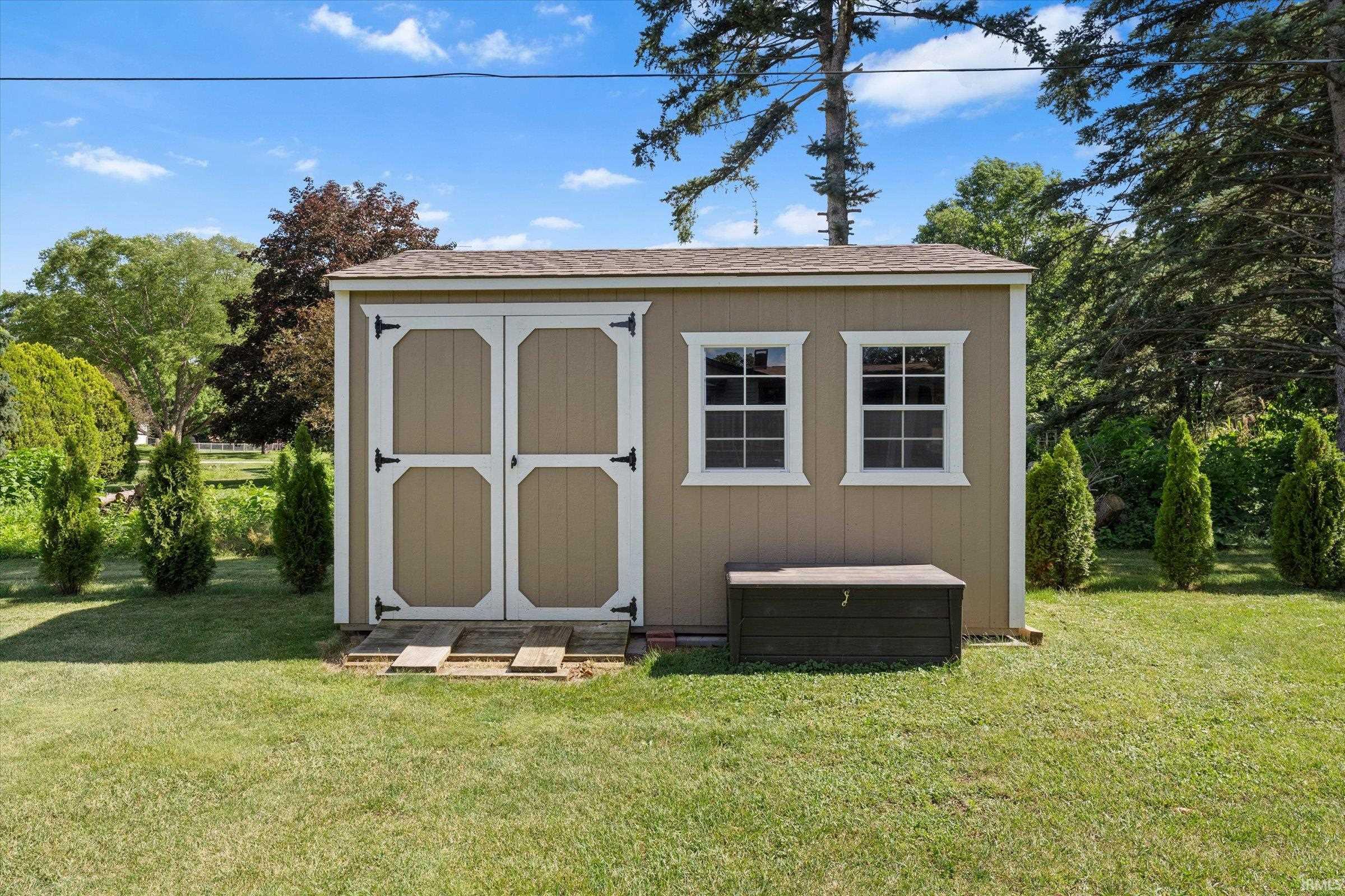 12728 Vicki Lane Granger IN 46530