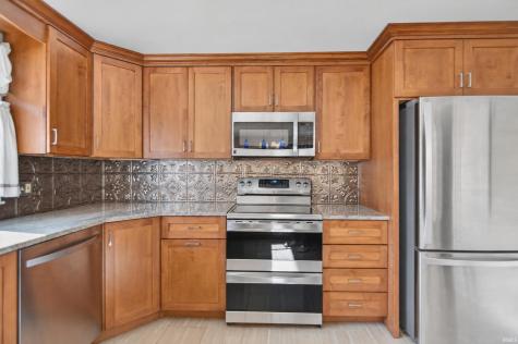 1524 Southwood Avenue South Bend IN 46615