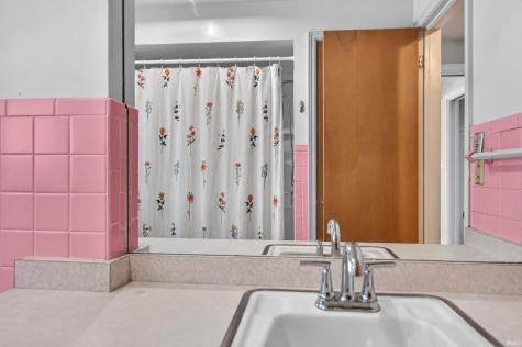 1524 Southwood Avenue South Bend IN 46615