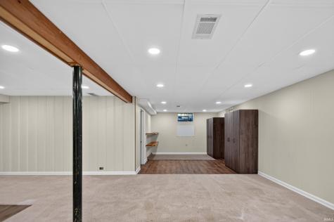 1524 Southwood Avenue South Bend IN 46615