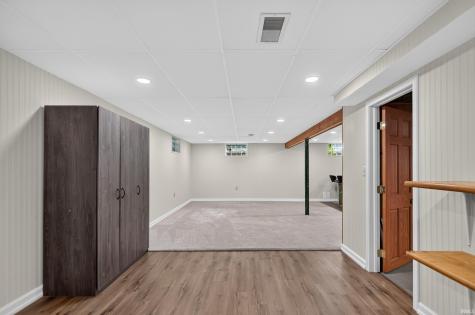 1524 Southwood Avenue South Bend IN 46615