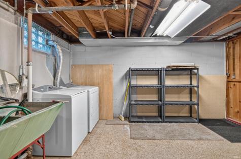 1524 Southwood Avenue South Bend IN 46615