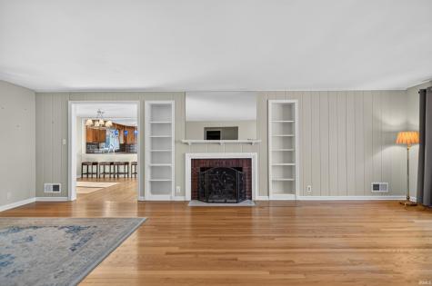 1524 Southwood Avenue South Bend IN 46615