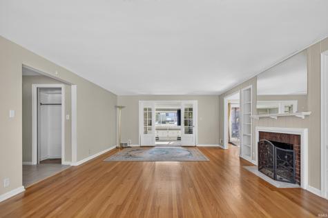1524 Southwood Avenue South Bend IN 46615
