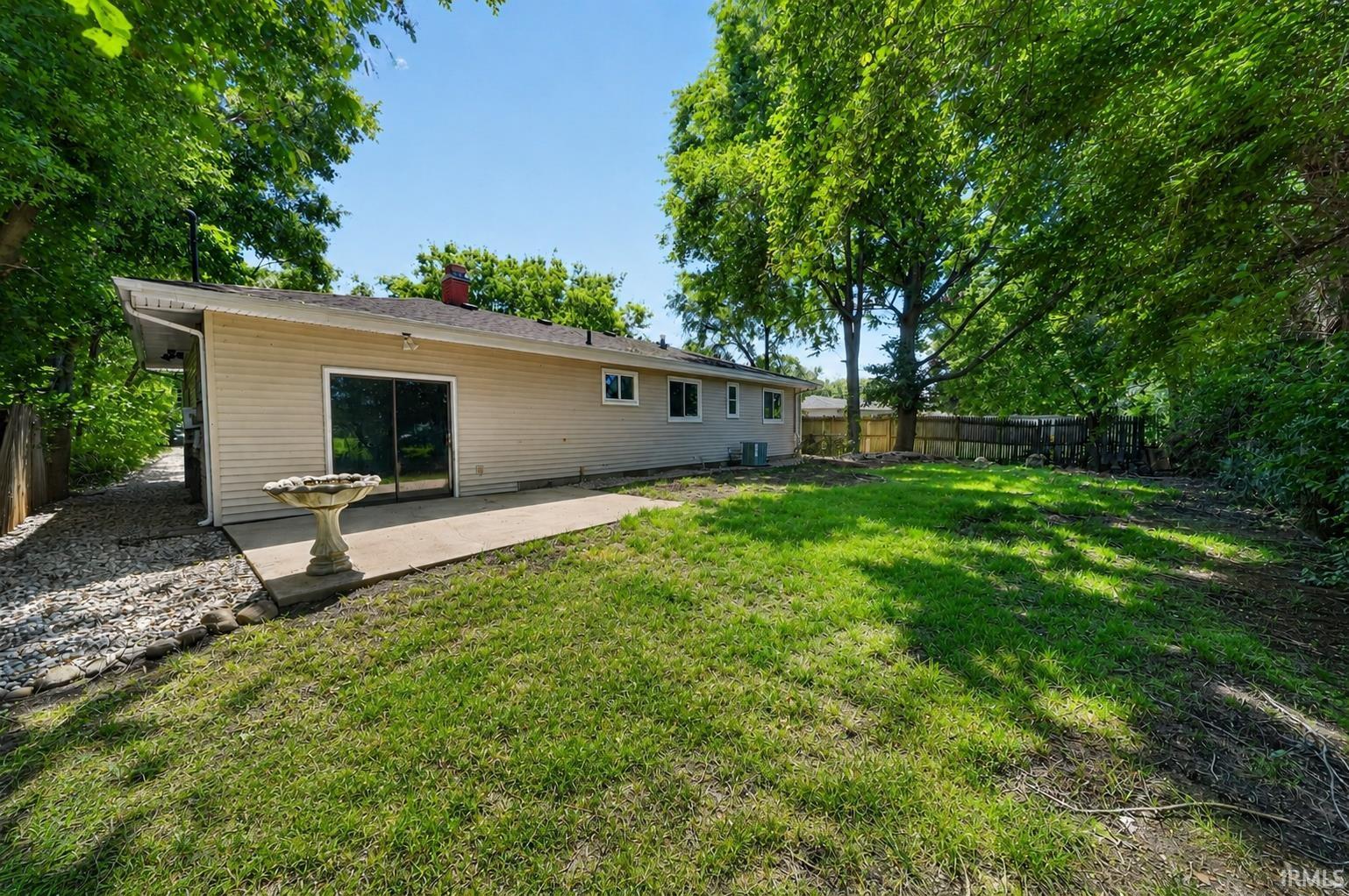 1037 N Twyckenham Drive South Bend IN 46617