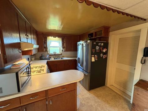 724 Crystal Road St. Meinrad IN 47577