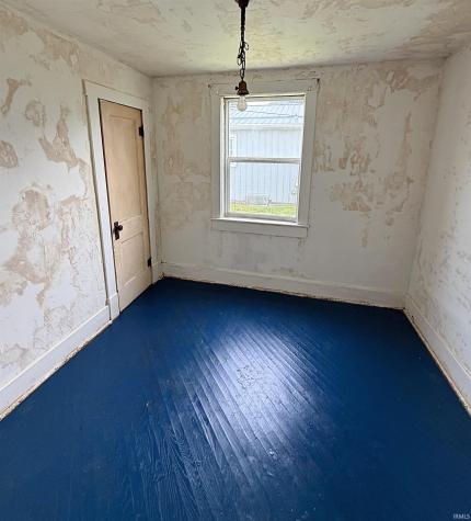 12 Dewey Avenue Washington IN 47501