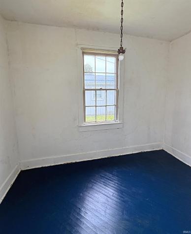 12 Dewey Avenue Washington IN 47501