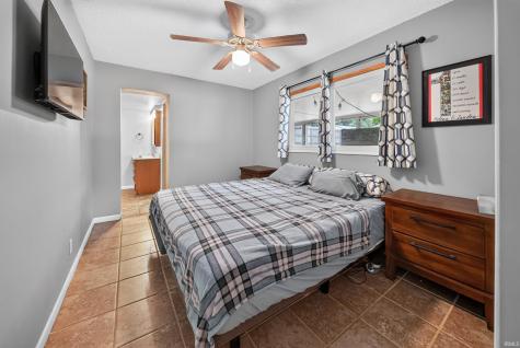 526 S 8th Street Rockport IN 47635