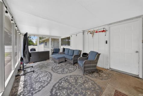 526 S 8th Street Rockport IN 47635