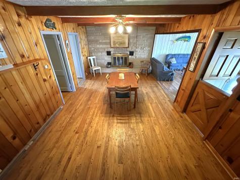 4863 E Elmer Girtz Drive Monticello IN 47960