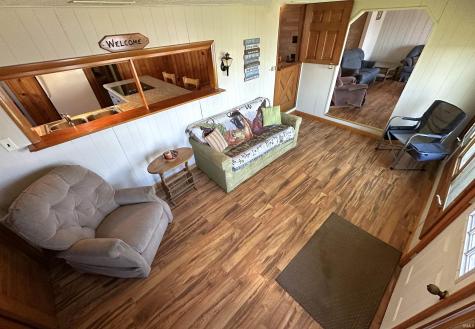 4863 E Elmer Girtz Drive Monticello IN 47960